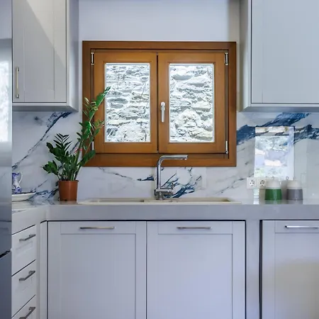 Astraea بيت للعطل *