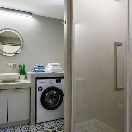 Astraea - Modern Comfort Near Town Casa vacanze
